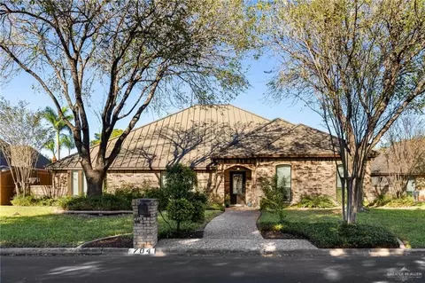 704 Xanthisma Ave, Mcallen, TX 78504