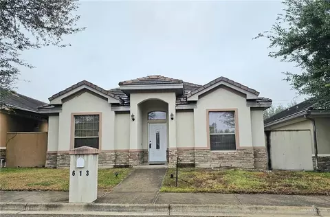 613 E Sandyhills Ave, Mcallen, TX 78503