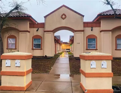 1707 W Bronze Dr, Pharr, TX 78577