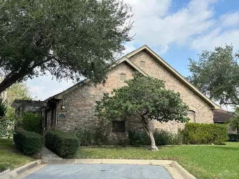 818 Parkview Cir, Harlingen, TX 78550