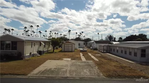 141 Yawn St, Mission, TX 78572