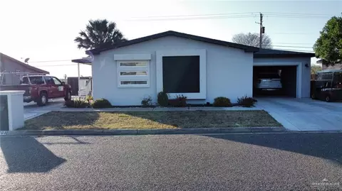1305 Lake View Dr, Mission, TX 78572