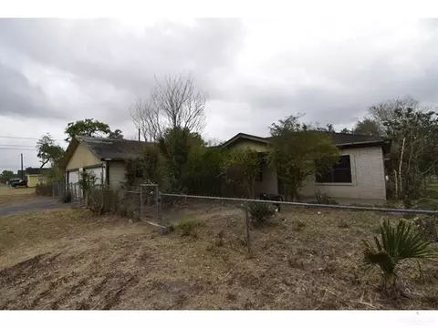 195 W 3rd St, Sebastian, TX 78594