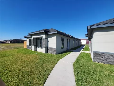 704 W Sioux Rd, Pharr, TX 78577
