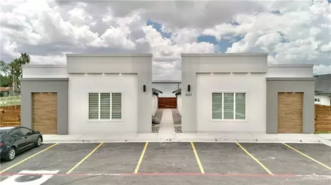 500 Brito Ln #4, Weslaco, TX 78596