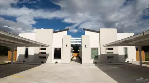 705 Deanne Dr, Weslaco, TX 78596