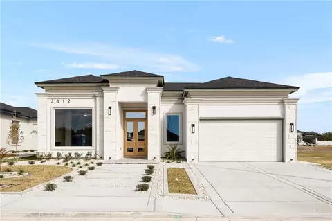 3812 Zenker Ave, Mcallen, TX 78504