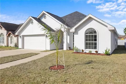 203 Calle Del Jardin St, San Juan, TX 78589