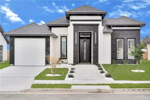 402 N Dakota Dr, San Juan, TX 78589