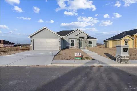 703 Spruce St, Rio Grande City, TX 78582