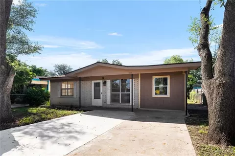 1018 W Smith St, Edinburg, TX 78541