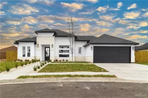 1004 La Laguna Rd, Mission, TX 78572