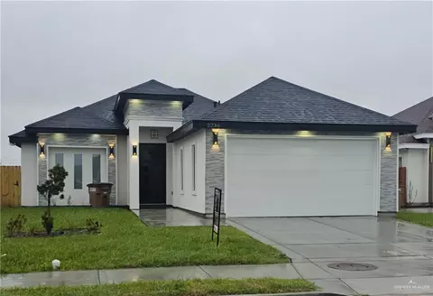 2236 N Revolution St, Edinburg, TX 78539