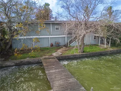 8810 Lago Vista Dr, Monte Alto, TX 78538
