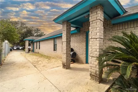 429 W Adams Ave, Alton, TX 78573