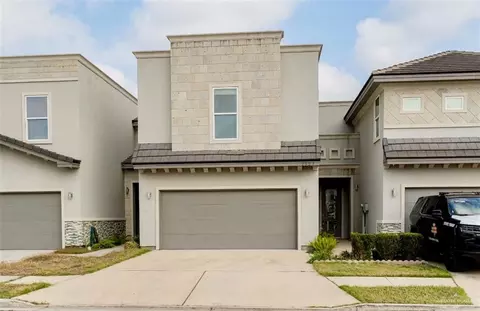 2327 Corales St, Mission, TX 78573