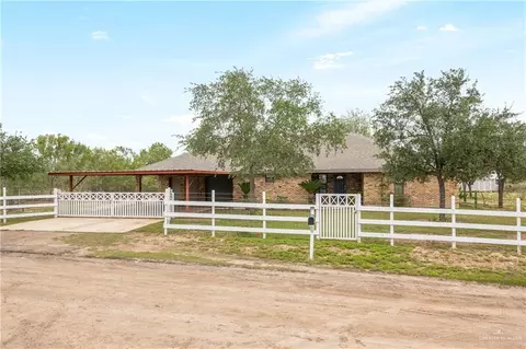 2958 W Roble St, Rio Grande City, TX 78582