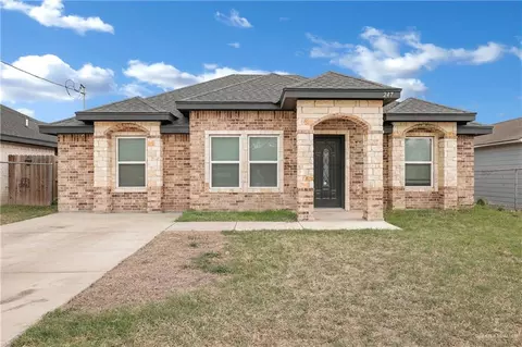 247 E Saint John Dr, Pharr, TX 78577