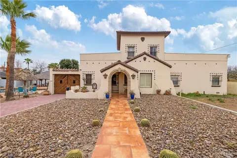 616 W Canales Brothers St, Rio Grande City, TX 78582