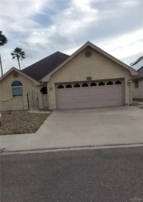 219 Diana Dr, Alamo, TX 78516