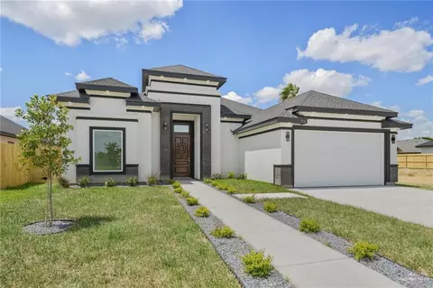 904 La Laguna Rd, Mission, TX 78572