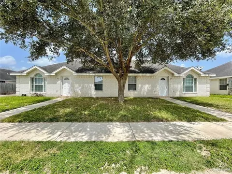 601 La Mancha Dr E, Edinburg, TX 78541
