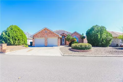 1200 Lake View Dr, Mission, TX 78572
