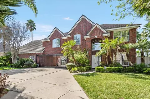 3540 Plazas Del Lago Dr, Edinburg, TX 78539