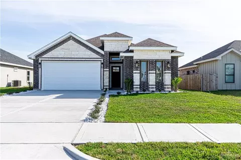 8801 Swan Lake Dr, Harlingen, TX 78550