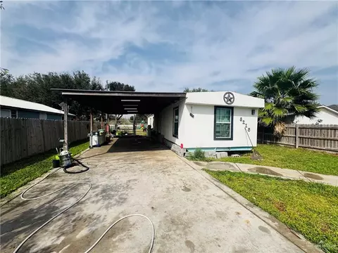 8215 Copa De Oro St, Edinburg, TX 78542