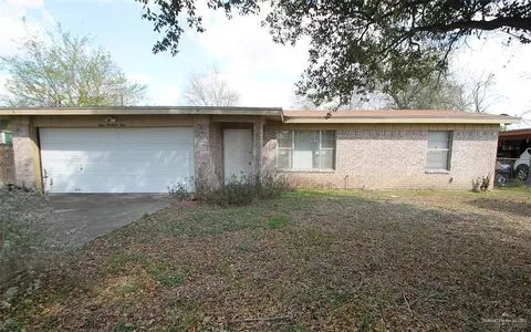 304 S 23rd St, Donna, TX 78537