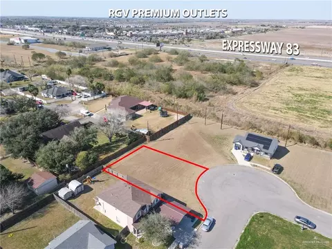 453 Aaron St, Mercedes, TX 78570