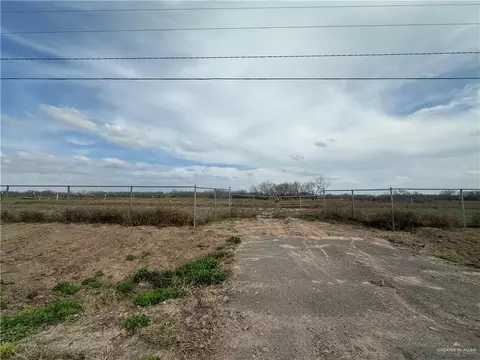 18902 Villa Hermosa Dr, Penitas, TX 78574
