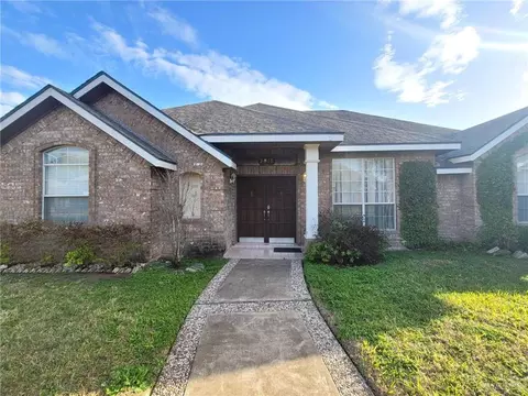 2018 E 29th St, Mission, TX 78574