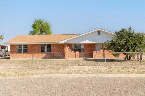 822 W 2nd St, Mission, TX 78572