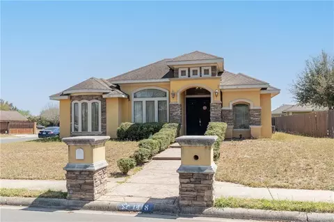 1418 N Santa Fe St, Alton, TX 78573