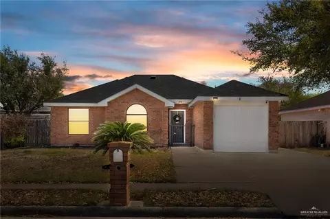 3304 N Whiskey Dr, Pharr, TX 78577