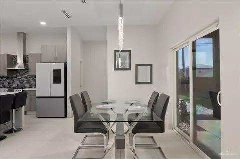 Dining - 801 E Azucar Ave, Pharr, TX 78577 photo 2 of 2