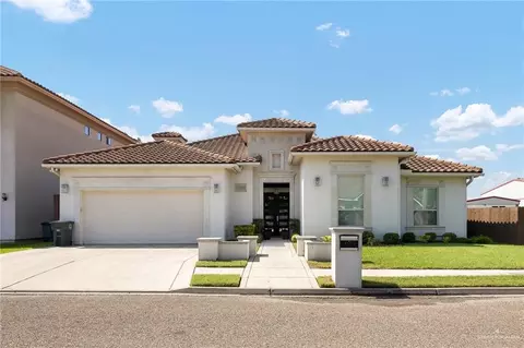 2424 E 20th St, Mission, TX 78572