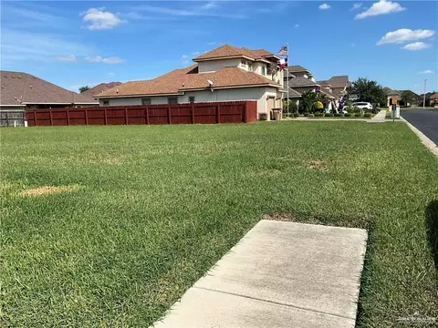 1303 Jalapeno Ln, Edinburg, TX 78539