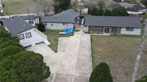 1052 S Sunset Dr, Donna, TX 78537