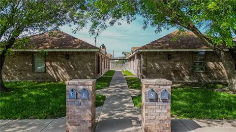 2207 Candlelight Ln, Edinburg, TX 78541
