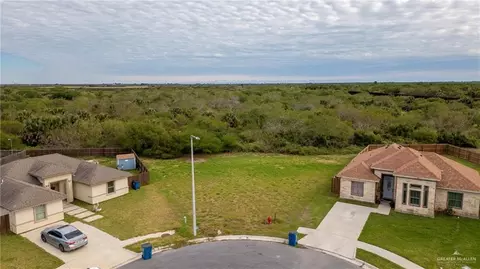 7970 Texas Palmetto Cir, Brownsville, TX 78521