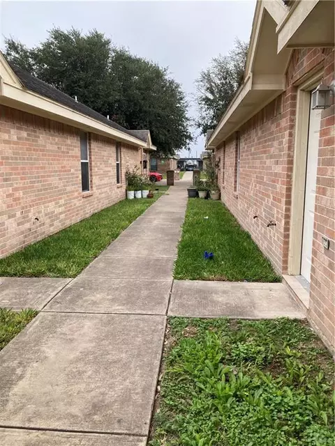 2408 Moonlight Ln, Edinburg, TX 78541