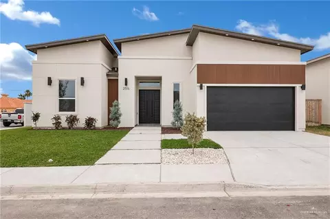2516 Zinnia St, Mission, TX 78574