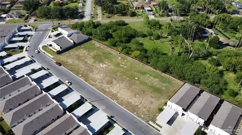 3807 Bella Costa Dr, Weslaco, TX 78596