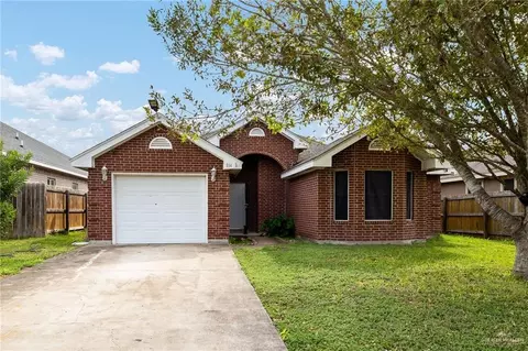 814 N 7th St, Alamo, TX 78516