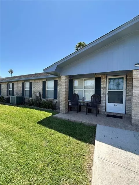 807 E 21st St #28, Mission, TX 78572