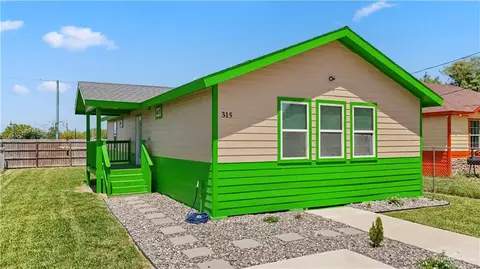315 E Wells St, Edinburg, TX 78541