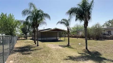 8305 Cardinal St, Edcouch, TX 78538